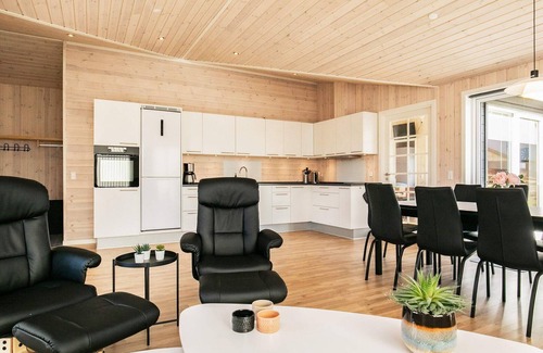 Hirtshals House | Luxury Seaside Retreat in Tornby-By Traum