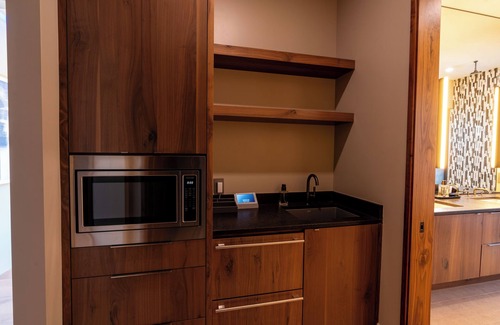 Ivins Apartment | Luxury Service 1 Bedroom - Sleeps 2 – Private Entrance - Daily HSK
