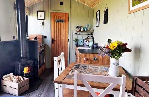 Monyash Ski Chalet | Luxury Shepherd Hut in the Peak District