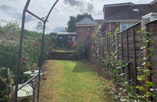 Saint Blazey Apartment | Luxury Shepherd's Hut and Hot Tub Retreat