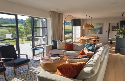 Marshwood House | Luxury spacious 3 bedroom home with stunning views across the Dorset countryside