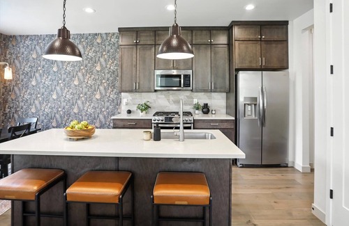 Deer Mountain House | Luxury Stay: Hot Tub-Games-Arcade & Balcony Views