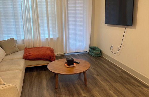 North Belmont House | Luxury stay in Belmont