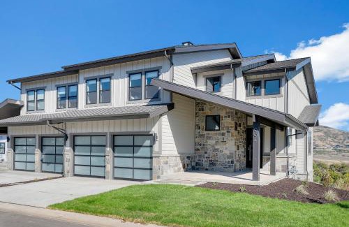 Park City House | Luxury Stays Club, New lovely 5br TH, New Deer Valley 1 min Park City 10 min