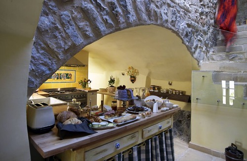 Levidi Villa | LUXURY STONE VILLA IN THE CENTRE OF PELOPONNESE -SUPERIOR SUITE-FAMILY FRIENDLY