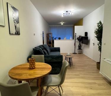 Antwerp Apartment | Luxury Suites Royal by Rikas Hotels