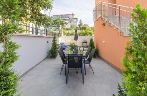 Mugeba Apartment | Luxury three bedrooms apartment Silver Suite near Poreč