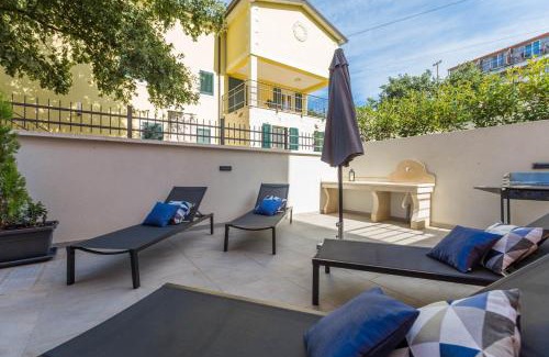 Mugeba Apartment | Luxury three bedrooms apartment Silver Suite near Poreč