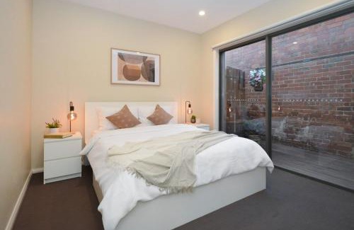 Preston House | Luxury Townhouse Stay