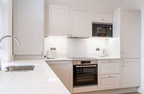 Hoylake Apartment | Luxury Two-Bed Hoylake Apartment