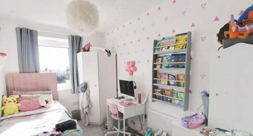 Brooklands Apartment | Luxury Two Bedroom Apartment Romford