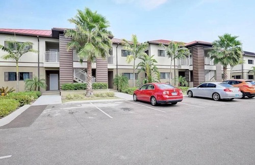 Nassau Condo | Luxury Venetian