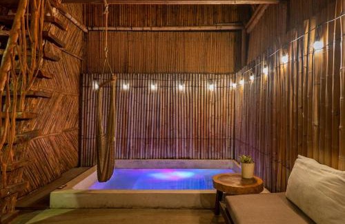 Zama Villa | Luxury Vibes Villa Pool with Jacuzzi Concierge 5BR