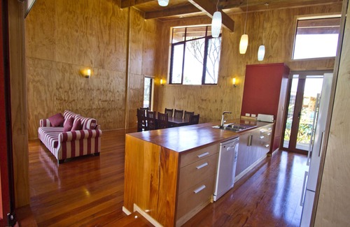 Tapere of Titikaveka House | Luxury Villa Inland Titikaveka overlooking lush mountainside