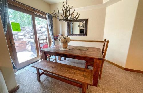 Bear Crossing House | Luxury Villa 835 I Hot Tub I Great Views I Best Price I FREE Adventures Daily