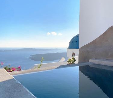 Imerovigli Villa | Luxury Villa Blue Dome Santorini
