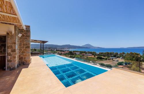 Gialova Villa | Luxury Villa Gialova Pylos with Private Pool