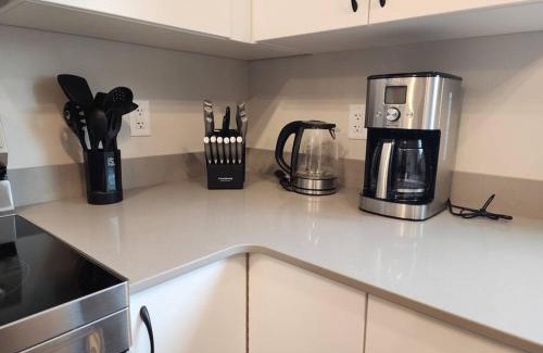 West Edmonton Apartment | Luxury Villa Home