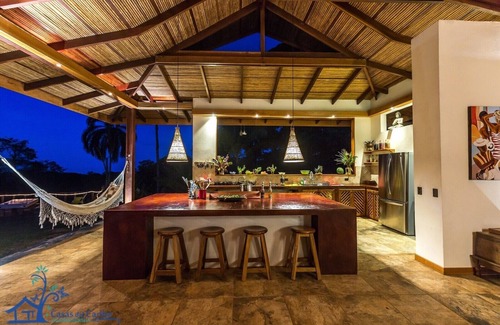 Punta Uva Villa | Luxury Villa Macaw Pool House with Ocean Views