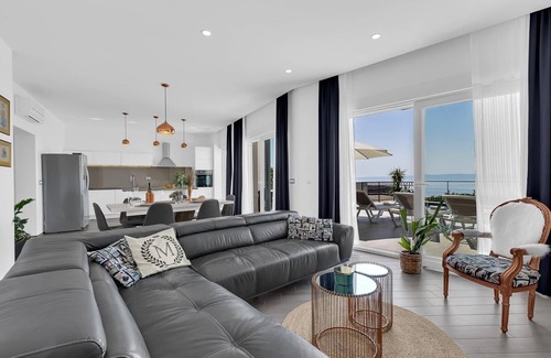 Krvavica Villa | Luxury villa Mae in Makarska, basketball court