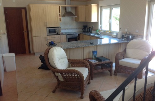 Olhao Villa | Luxury Villa, Private Heated Pool, Air-Con, WiFi, Secure Gated Mature Gardens