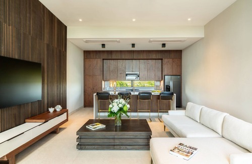 Juba Sound Villa | Luxury Villa rental in Turks and Caicos