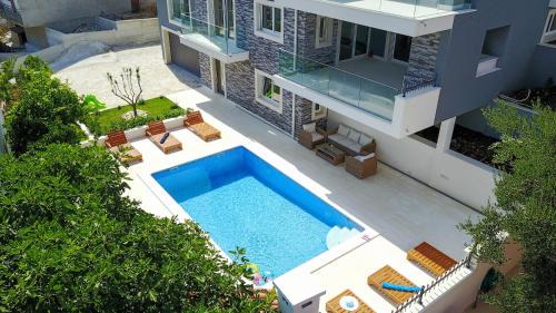 Arbanija Apartment | Luxury Villa Residence Zupanovic Trogir