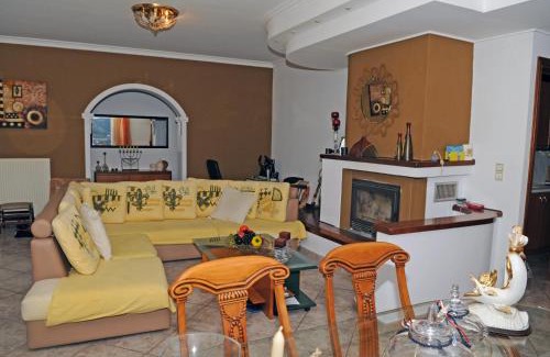 Vathi Apartment | luxury villa samos