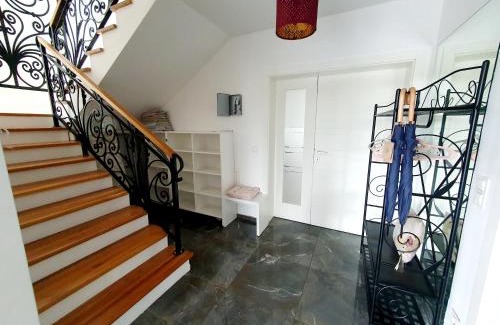 Mauerbach House | Luxury Villa Vienna