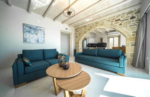 Limeniskos Villa | Luxury Villa with a Miraculous View