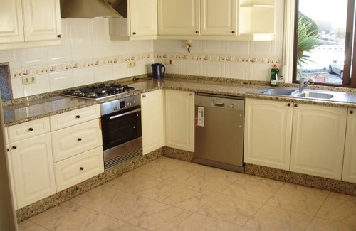 Oia House | Luxury Villa with private pool, amazing ocean views, 100m to sandy beach, Wi Fi