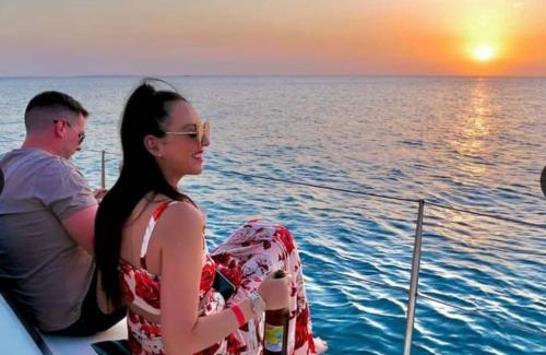 Zanzibar Town Boat Rental | Luxury Yacht or Catamaran