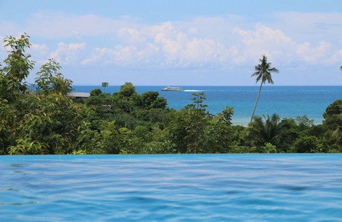 Zanzibar Town Villa | Luxury Zanzibar Villa – Ocean View, Infinity Pool, Lush Green & Stunning Sunsets