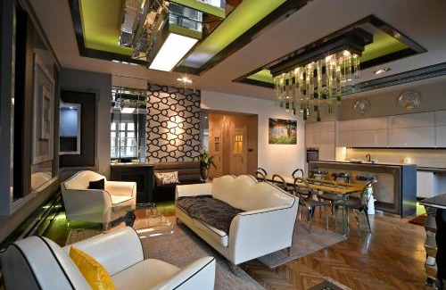 Szentimrevaros Apartment | LuxuryFlat near centre on118 sqm, 3BR,2BTH,8bed,AC