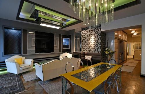 Szentimrevaros Apartment | LuxuryFlat near centre on118 sqm, 3BR,2BTH,8bed,AC