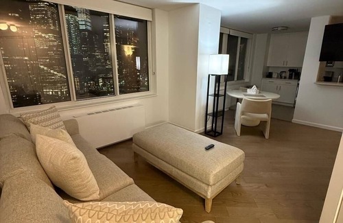 Hudson Yards Apartment | LuxuryStays NYC - Hudson Yards