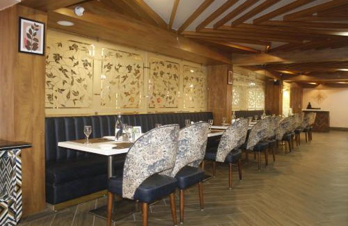 Dhanbad Hotel | LUXUS INN