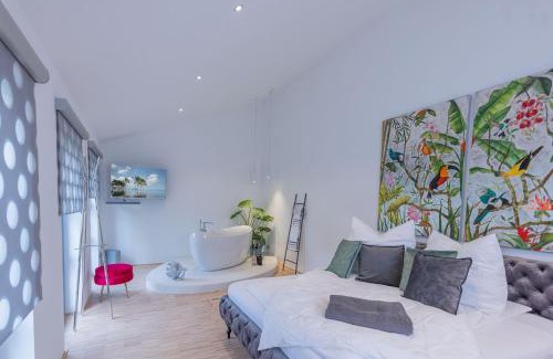 Guetersloh Apartment | Luxus Wellness Loft - 245qm - Designwohnen im Zentrum