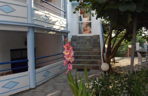 Preveza House | Lydia Rooms & Studios