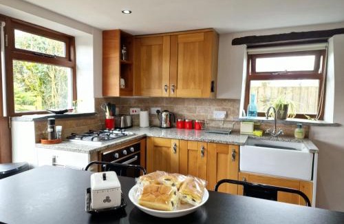 Lydford House | LYDONIA BARN