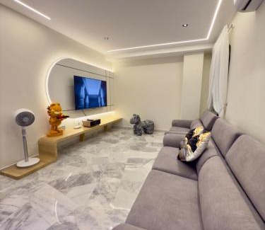 Taman Teh Teng Seng Villa | LYL Ipoh Garden Private Pool Villa-18pax 5BR