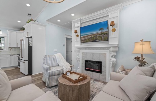Myrtle Beach House | Lynes Den 3 bdrm 2 bath gorgeous home professionally decorated