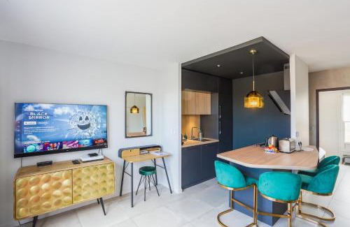 La Guillotiere Apartment | Lyon Premium - 7e Ciel Rooftop Panoramique
