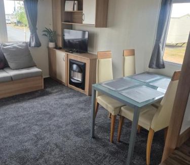 Rhyl Resort | Lyon's Robin Hood Rhyl 8 Berth Caravan