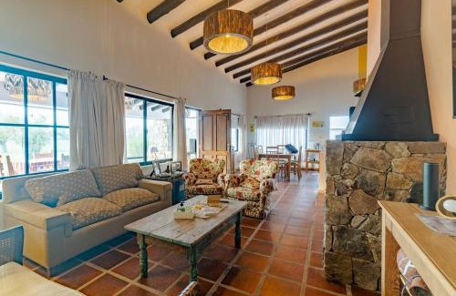 Soriano Apartment | Mágica Casa de Campo con Piscina Climatizada