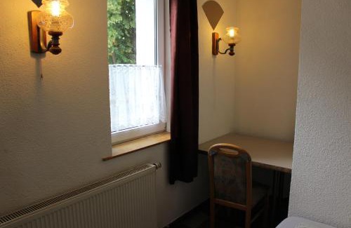 Crawinkel Apartment | Möblierte 2-Raum Wohnung 11 in Ohrdruf - Thüringen Wald