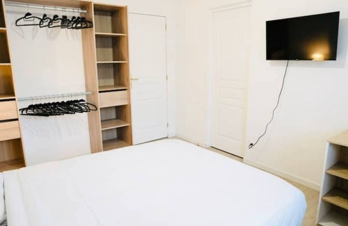 Saint-Charles du Port Apartment | M.A.H 2 magnificent family apartment near Le Havre train station