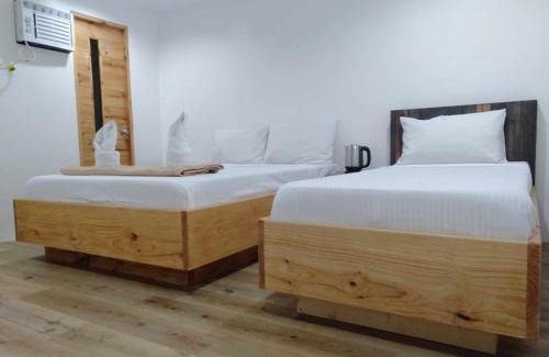 Liloan Hotel | M LILOAN PENSION HOUSE