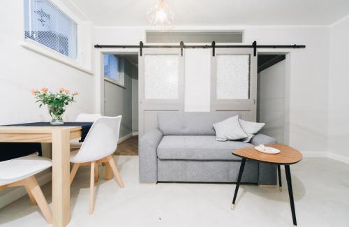 Piasek Południe Apartment | M6 Main Square Stylish One Bedroom