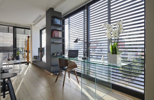 Gazi Apartment | Ma Maison N°4,Downtown Loft,Short walk to Acropolis,300Mbps internet,1' to Metro